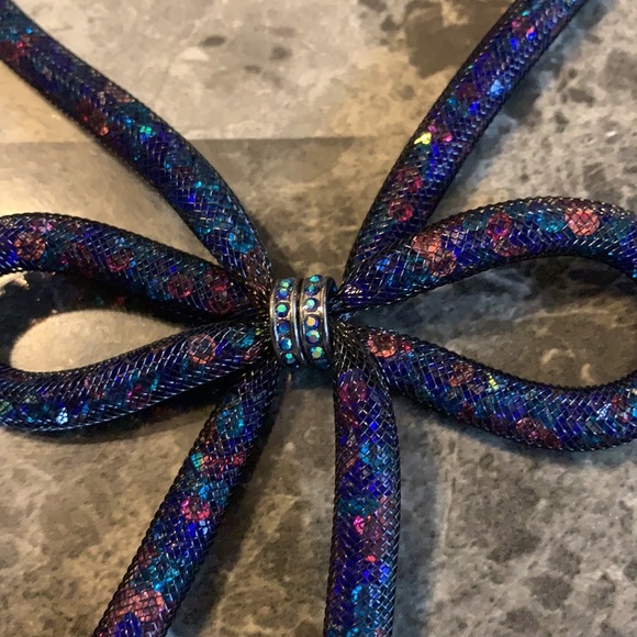 Betsey Johnson dark shadows mesh crystal necklace - Picture 3 of 5